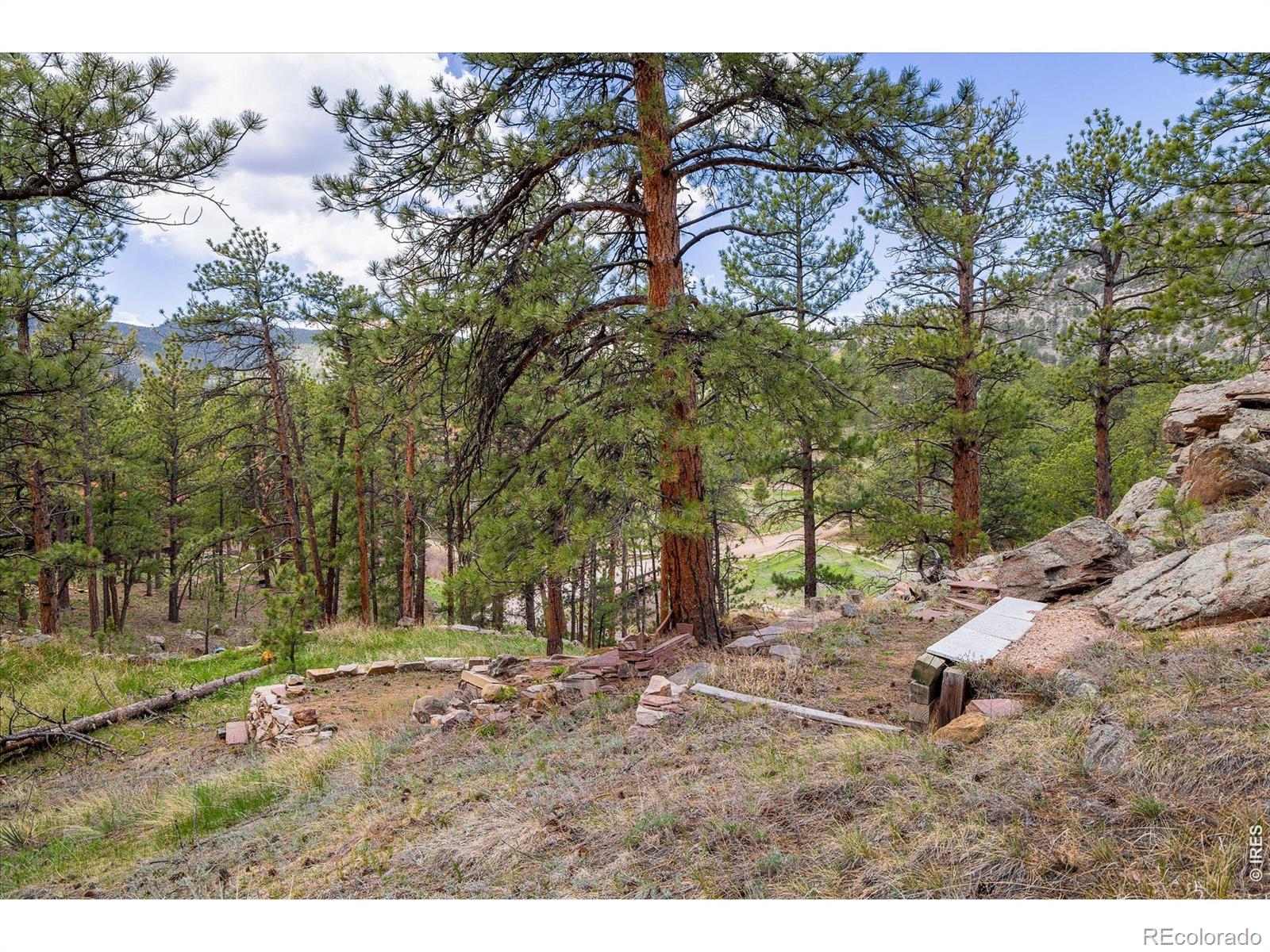 1289 Kiowa Road Lyons CO 80540
