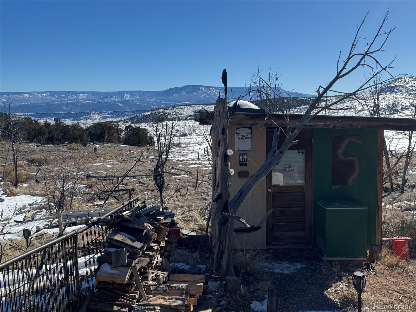 1725 35 1/10 Road De Beque CO 81630