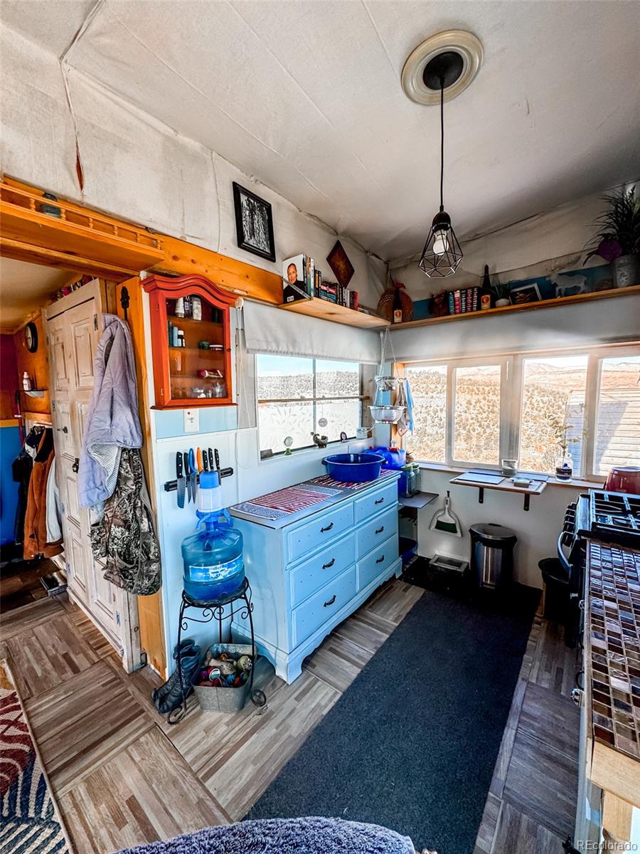 1725 35 1/10 Road De Beque CO 81630