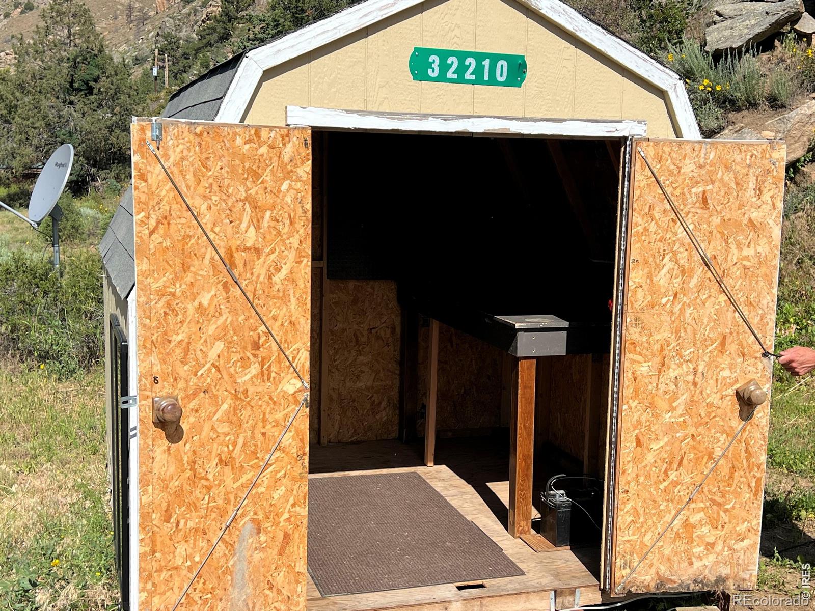 32160 W Highway 14 Bellvue CO 80512