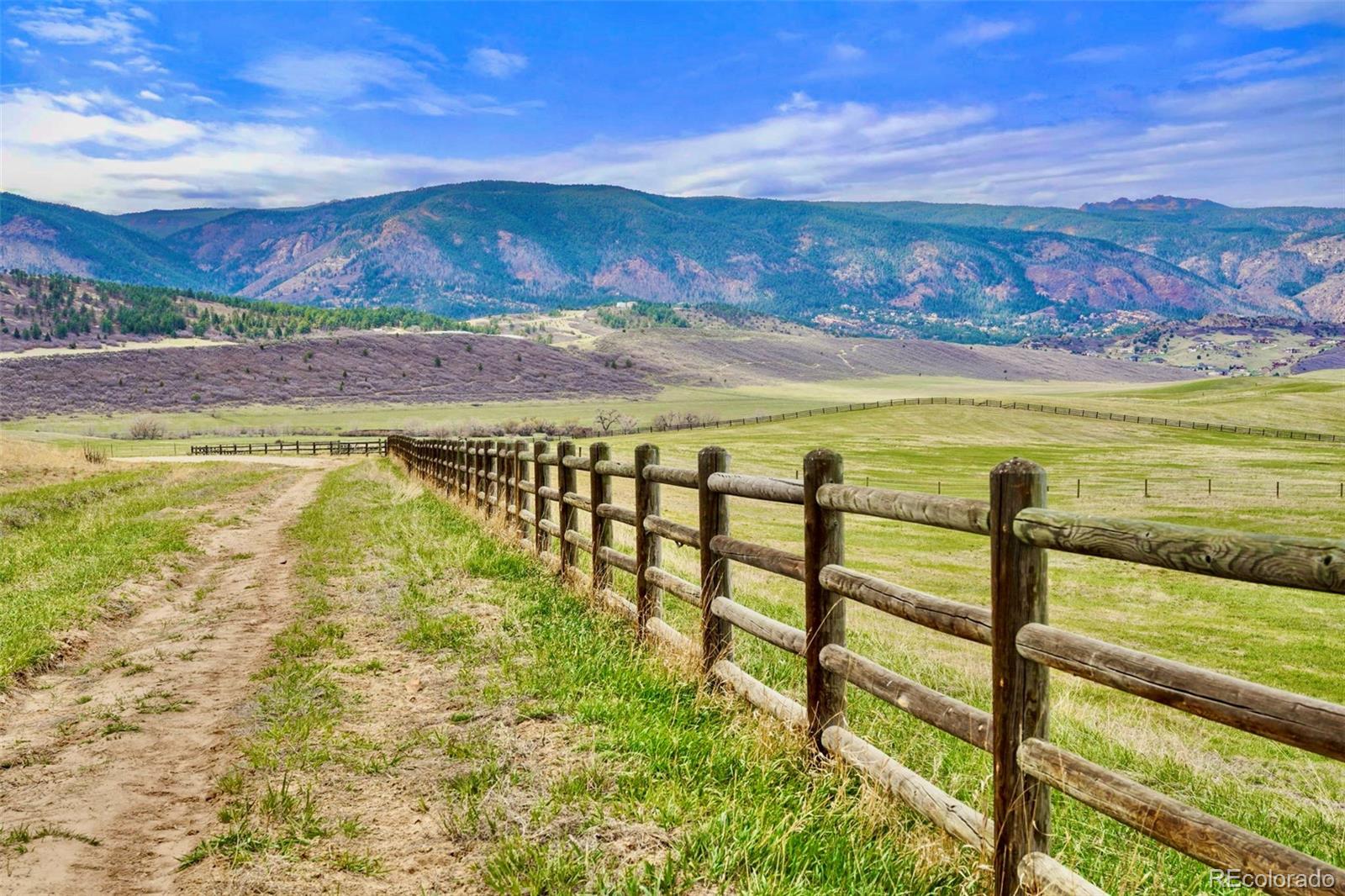 1 S Perry Park Road Larkspur CO 80118