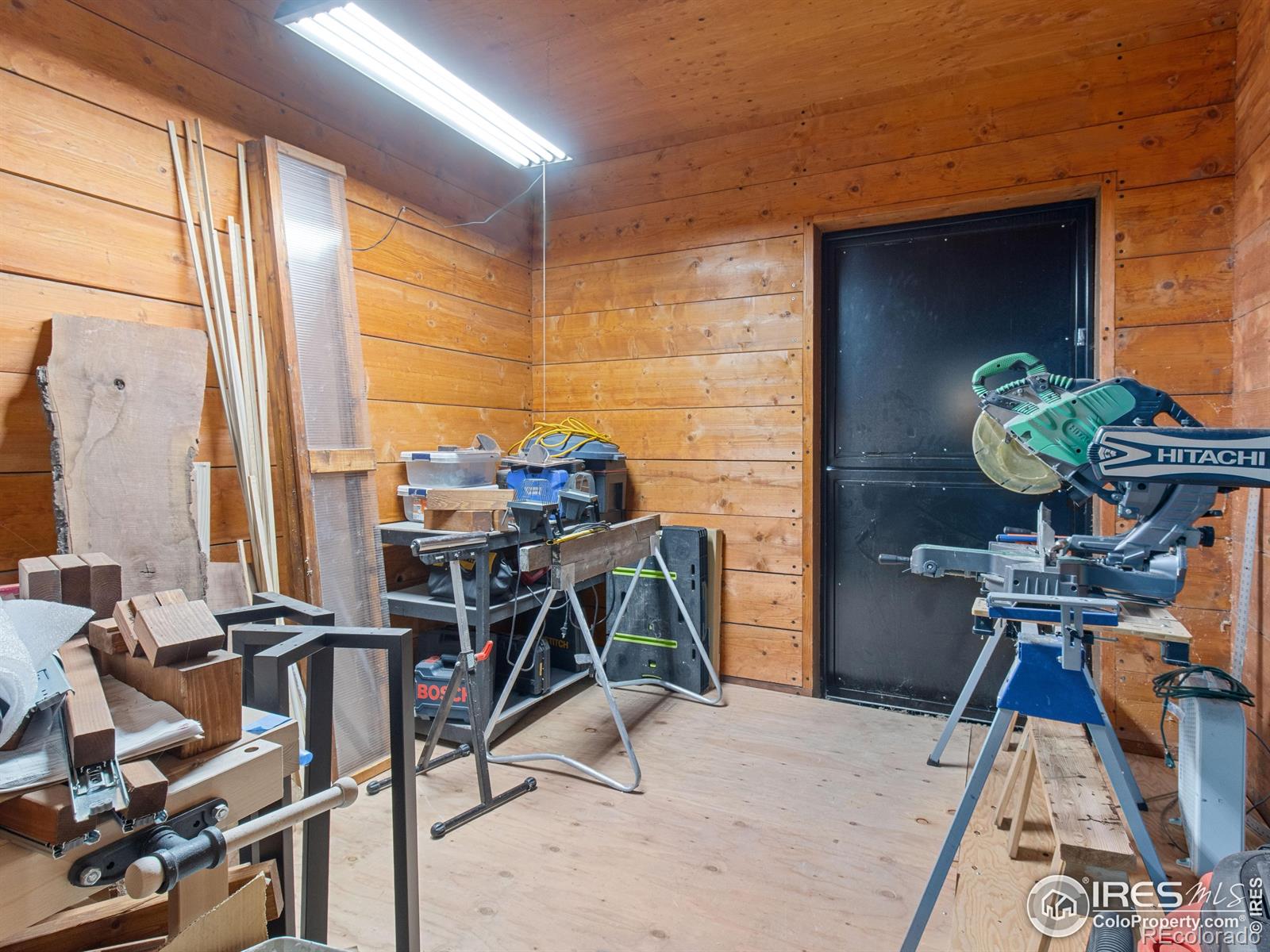 957 Dunraven Glade Road Glen Haven CO 80532