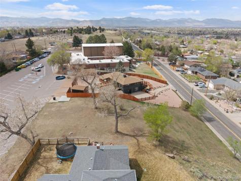 5592 Independence Arvada CO 80002