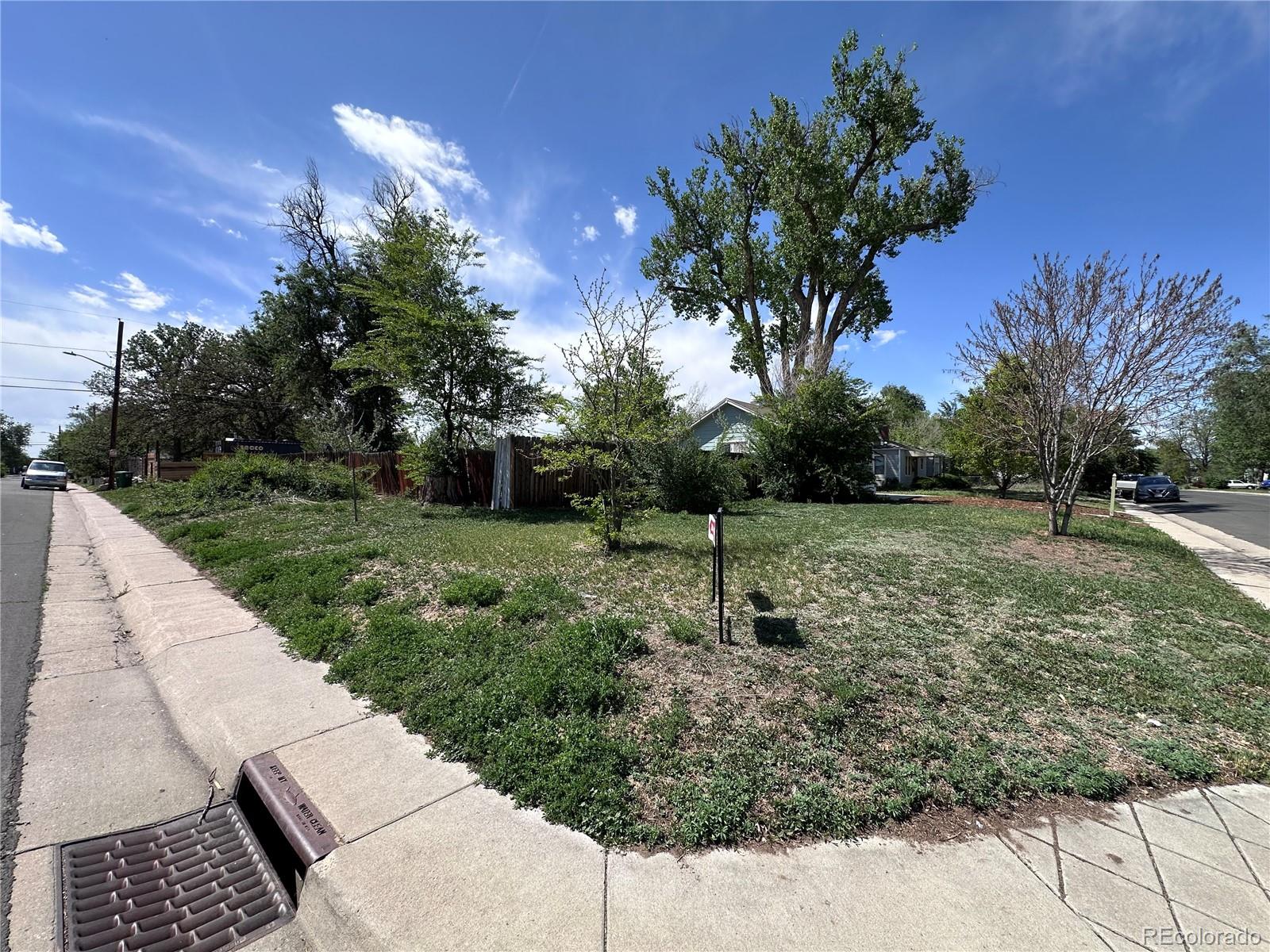 1201 Xanthia Street Denver CO 80220