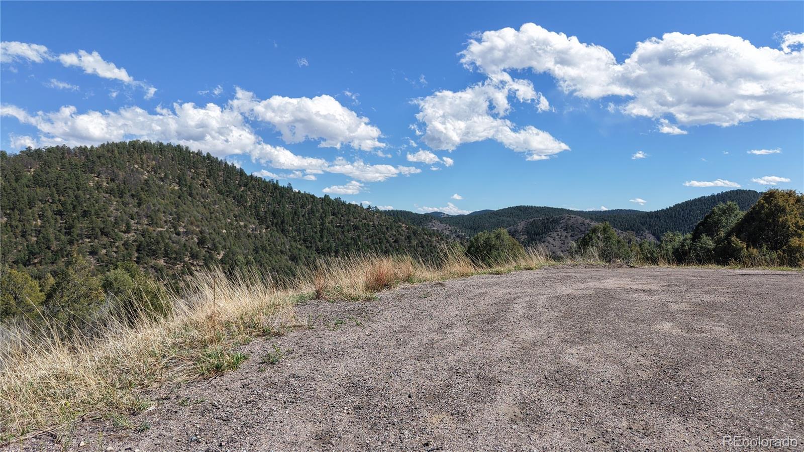 2050 Coyote Spur Golden CO 80403
