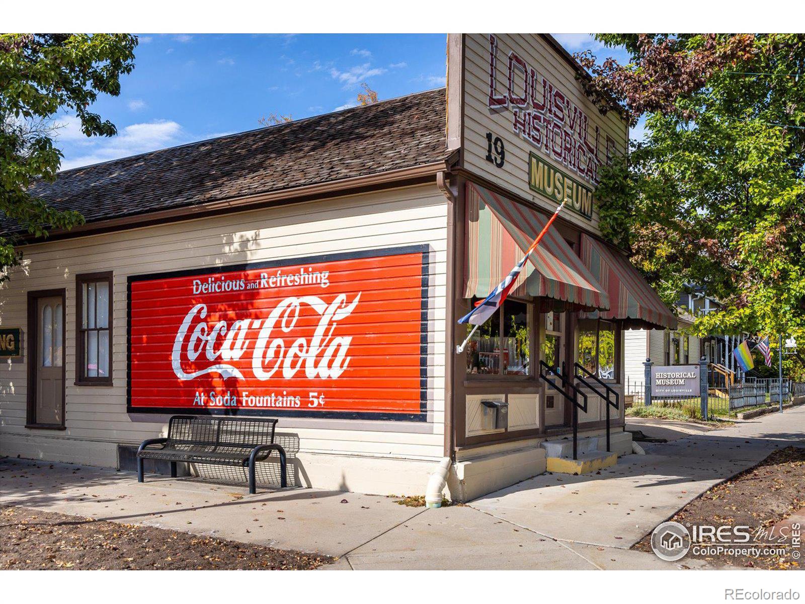 978 Arapahoe Circle Louisville CO 80027