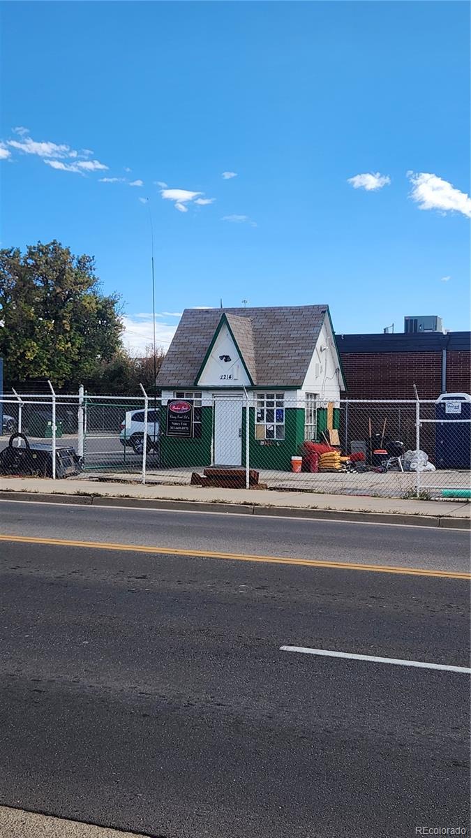 Denver CO, 2214 W 8th Avenue