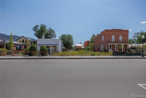 325 F Street Salida CO 81201