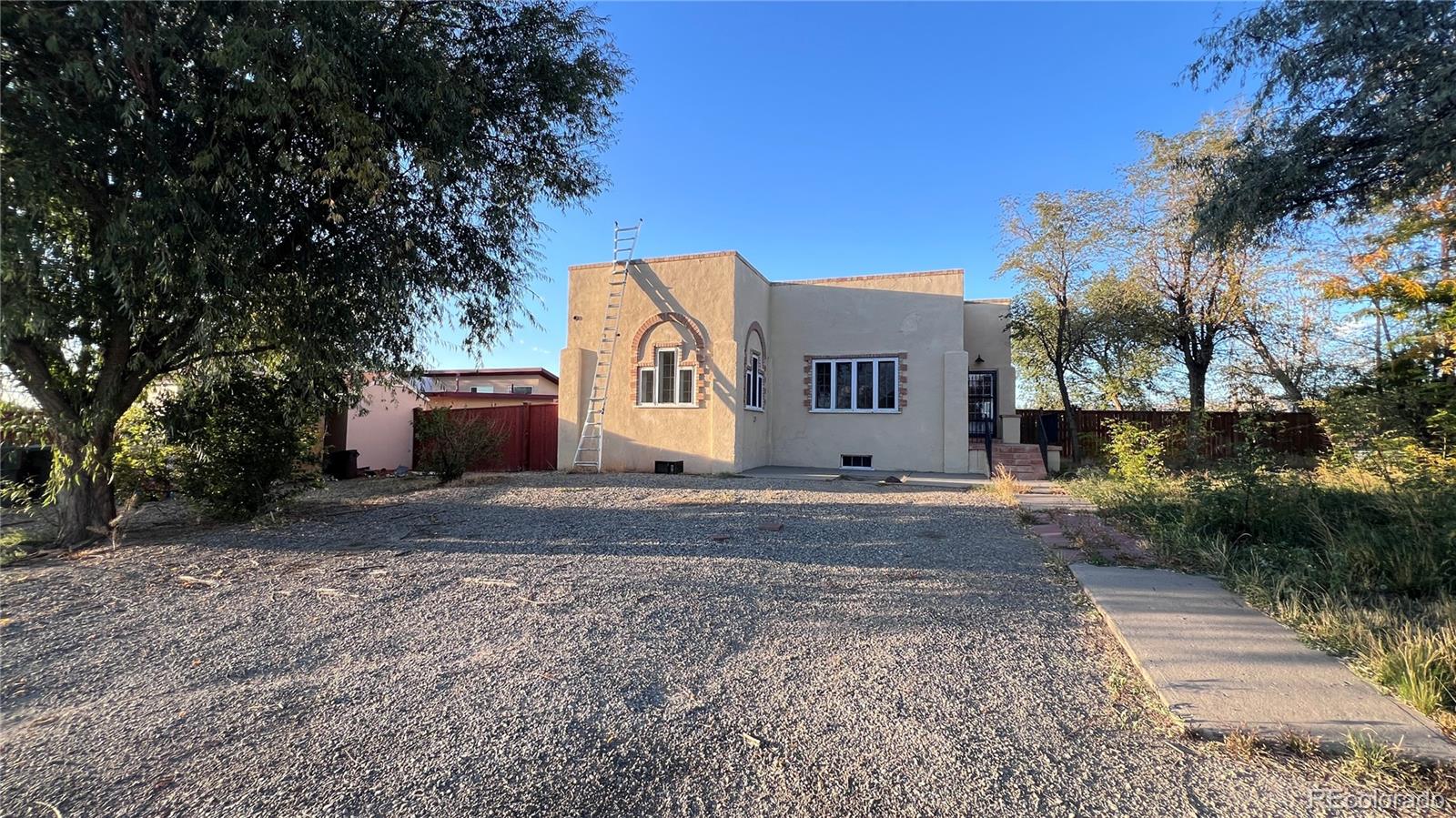 697 27 1/2 Court Grand Junction CO 81506