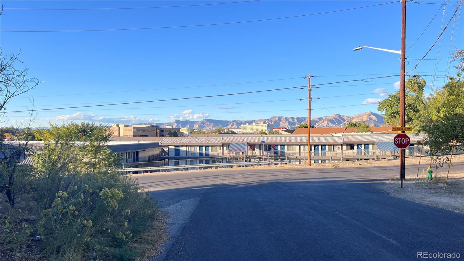 697 27 1/2 Court Grand Junction CO 81506