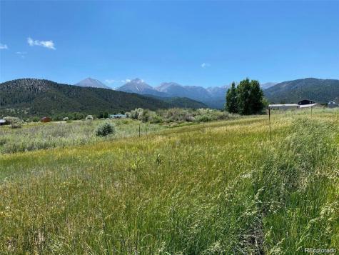 779 County Road 48 Howard CO 81233