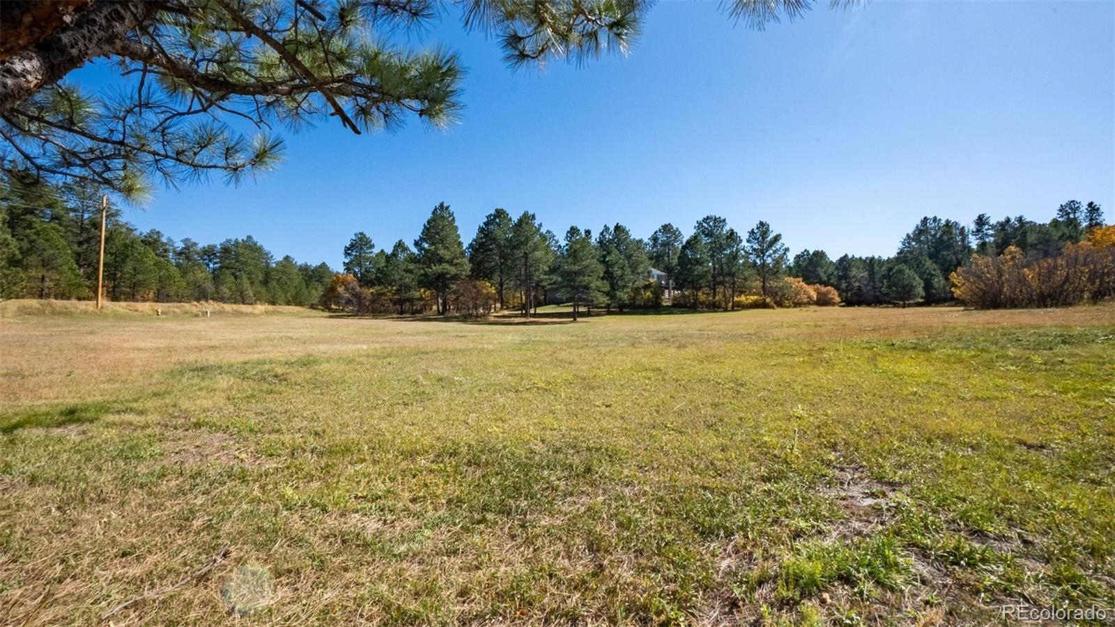 1600 Independence Drive Larkspur CO 80118