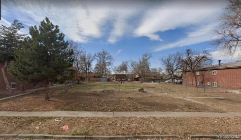 1915 Dallas Street Aurora CO 80010