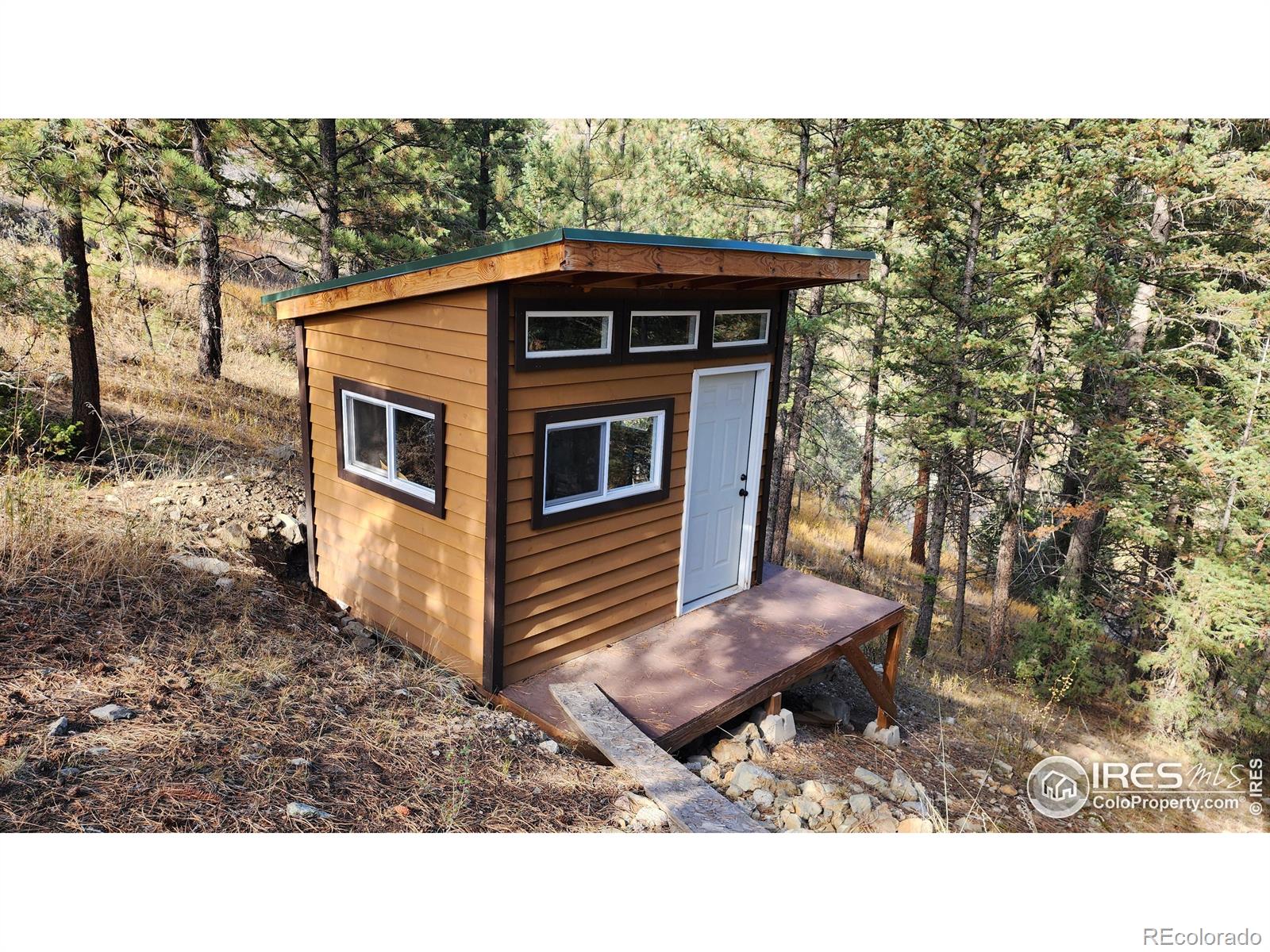 84 Copper Hill Road Glen Haven CO 80532