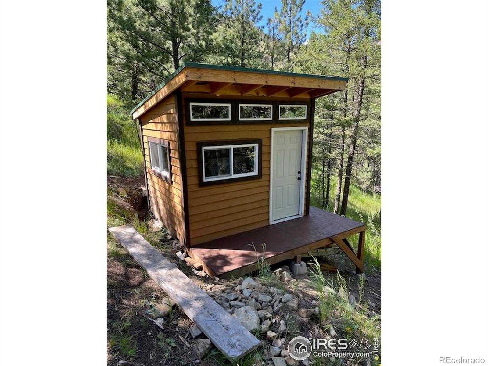 84 Copper Hill Road Glen Haven CO 80532