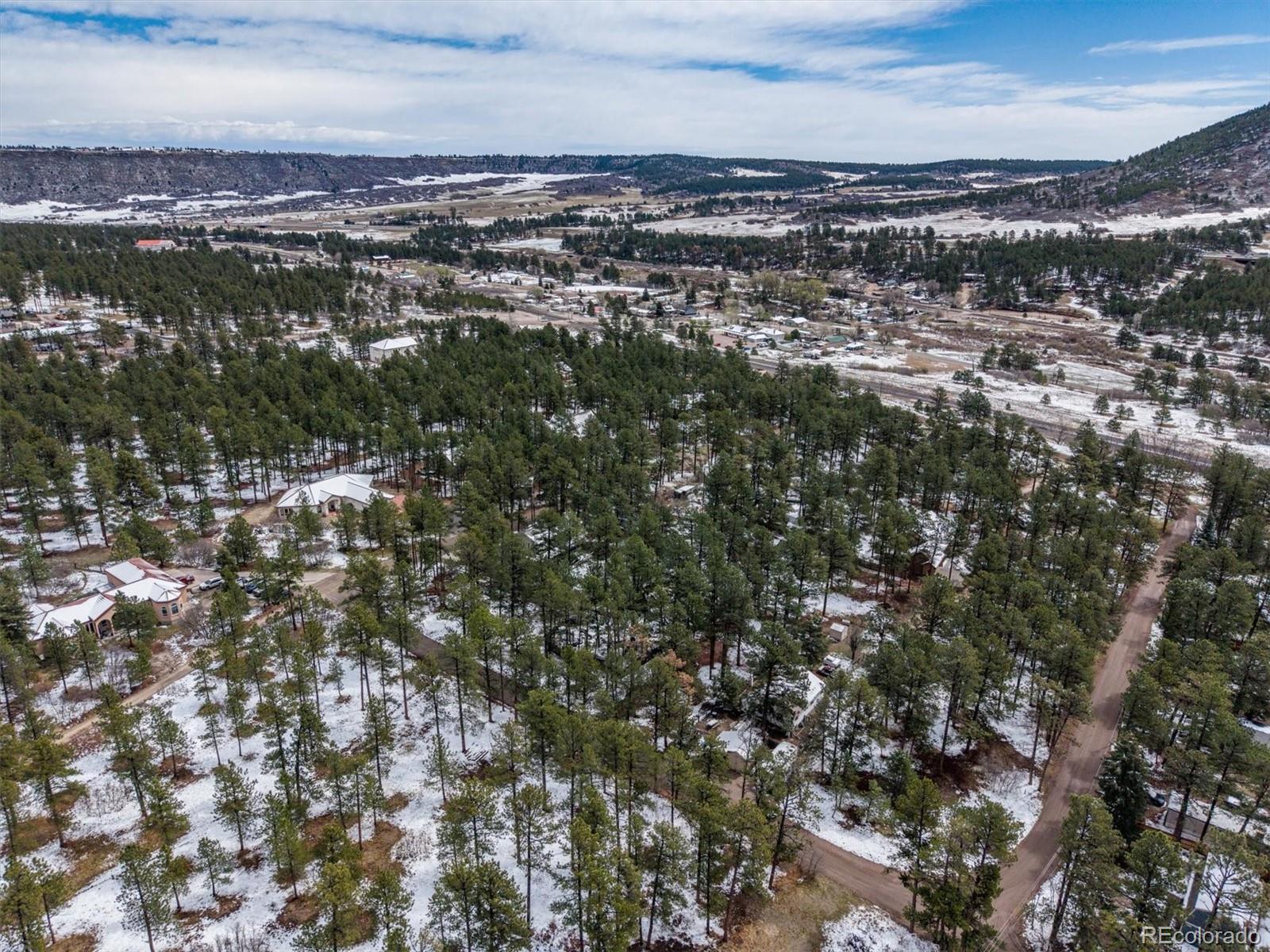 9231 Curtis Road Larkspur CO 80118