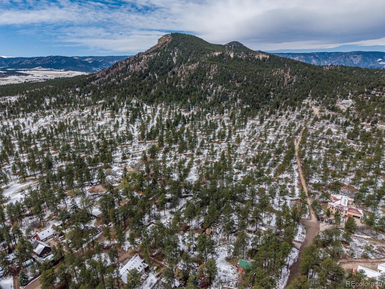 9231 Curtis Road Larkspur CO 80118