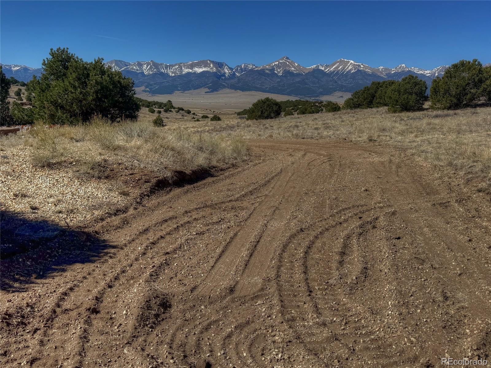 885 Crow Road Westcliffe CO 81252