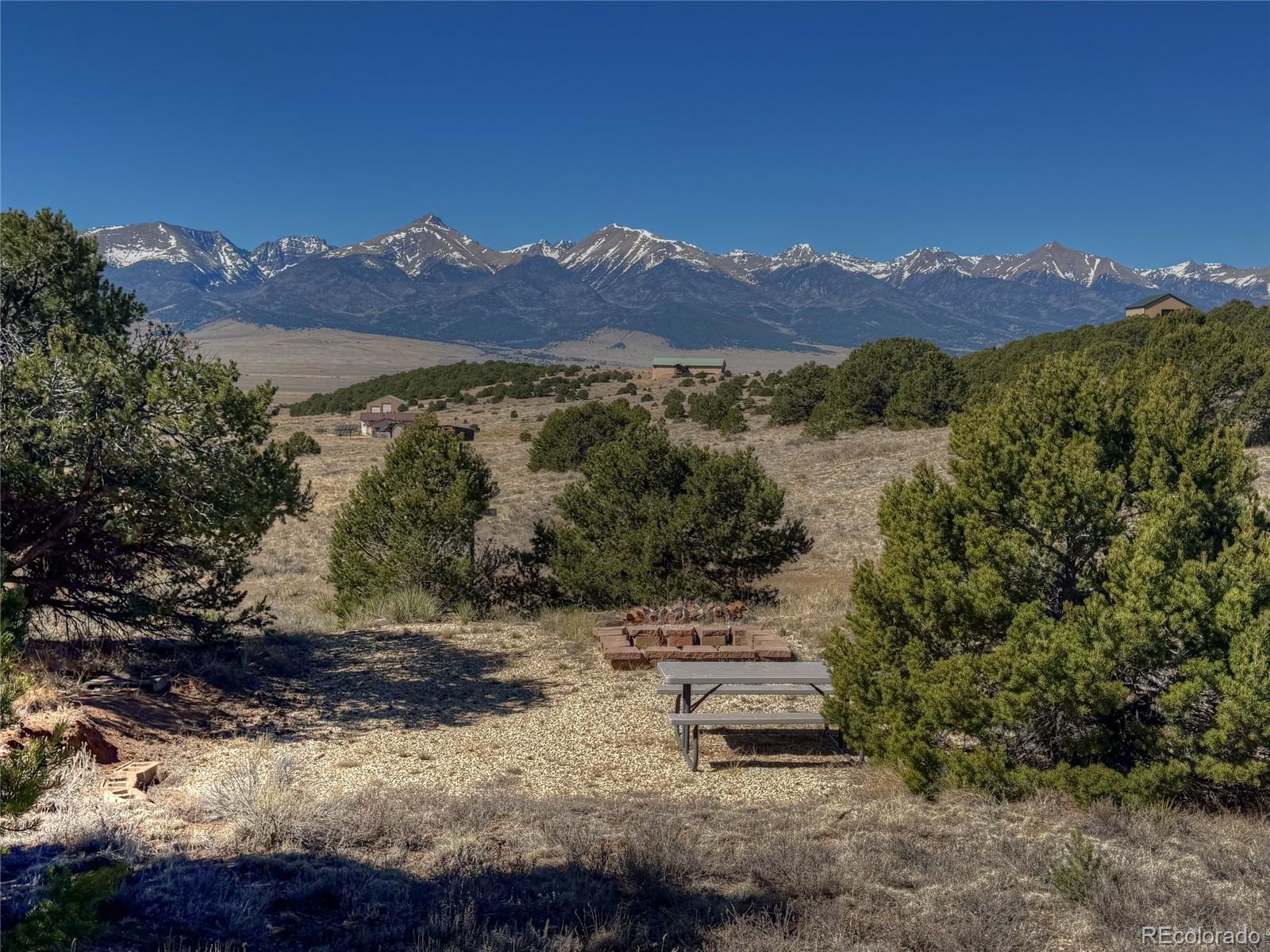 885 Crow Road Westcliffe CO 81252