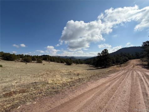 3152 Chris Crossover Canon City CO 81212