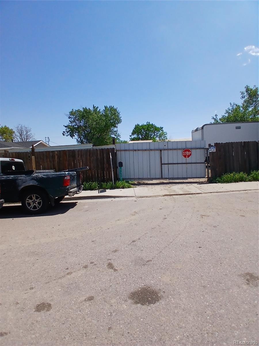 5358 Magnolia Street Commerce City CO 80022