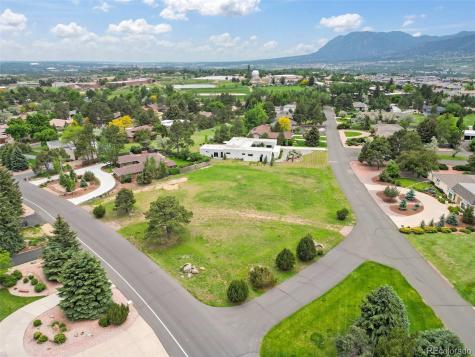 3161 Sunnybrook Lane Colorado Springs CO 80904