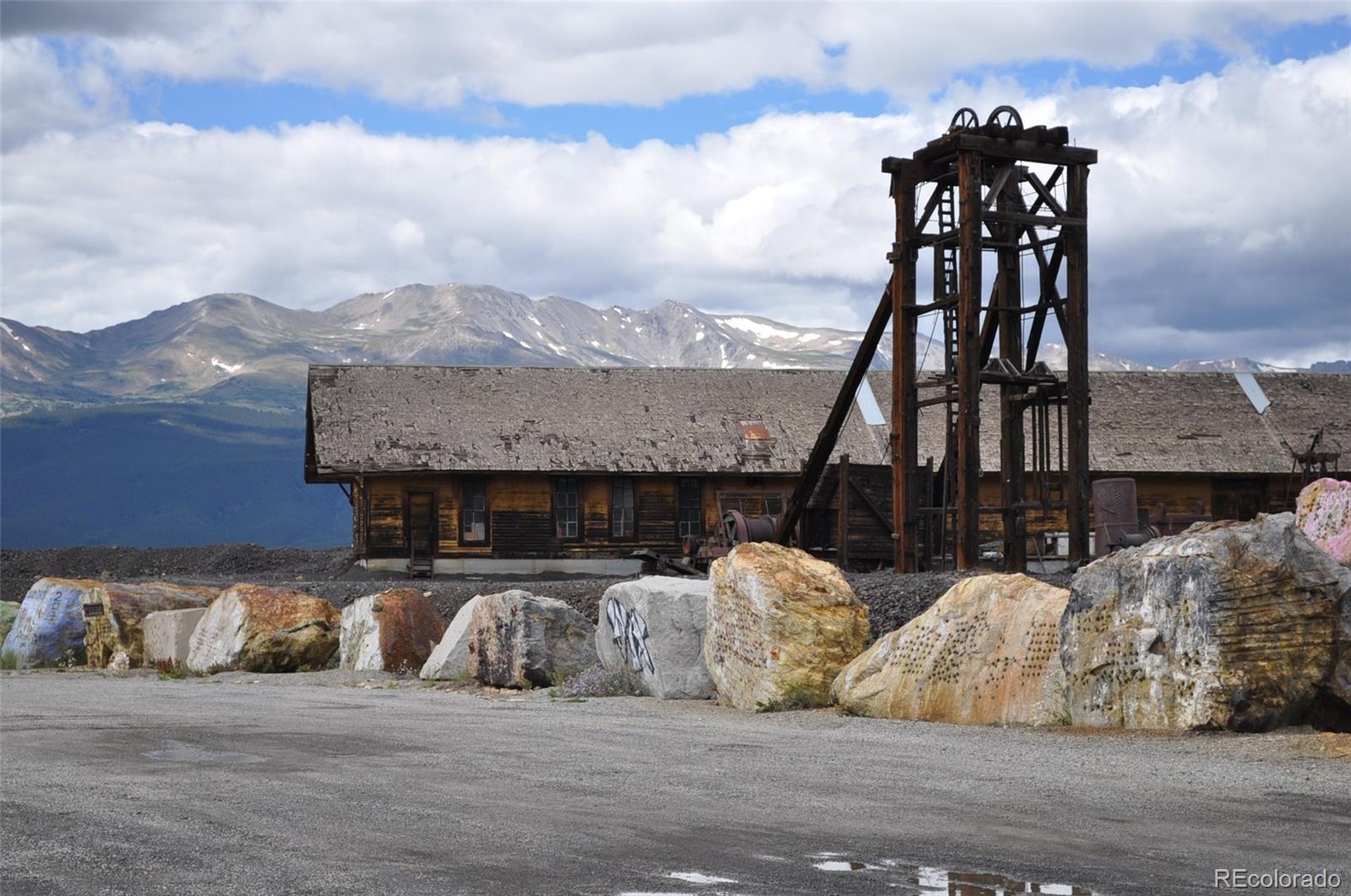 5697 Highway 24 Leadville CO 80461