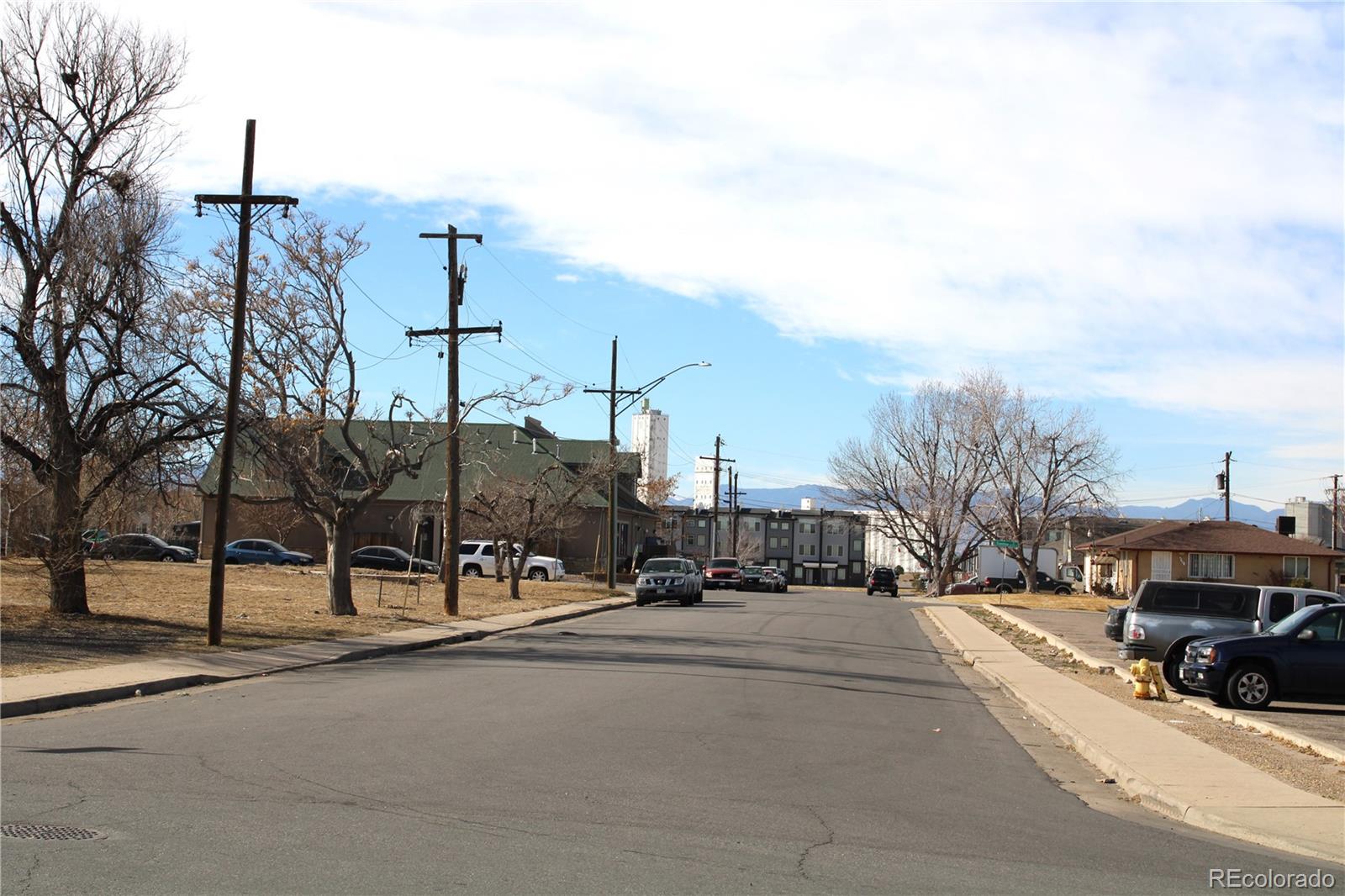 6322 Ivanhoe Street Commerce City CO 80022