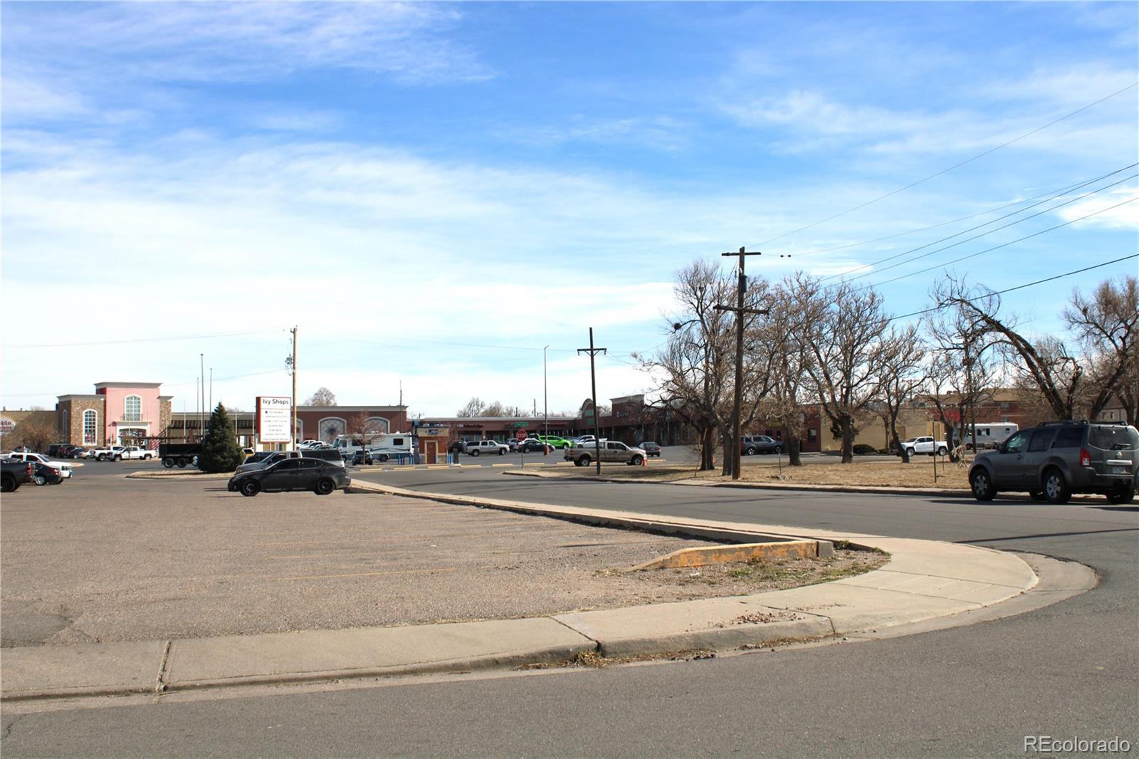 6322 Ivanhoe Street Commerce City CO 80022