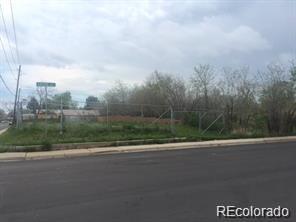 1392 Akron Street Aurora CO 80010