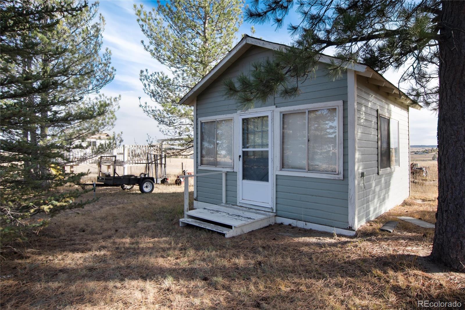3074 County Road 166 Elizabeth CO 80107