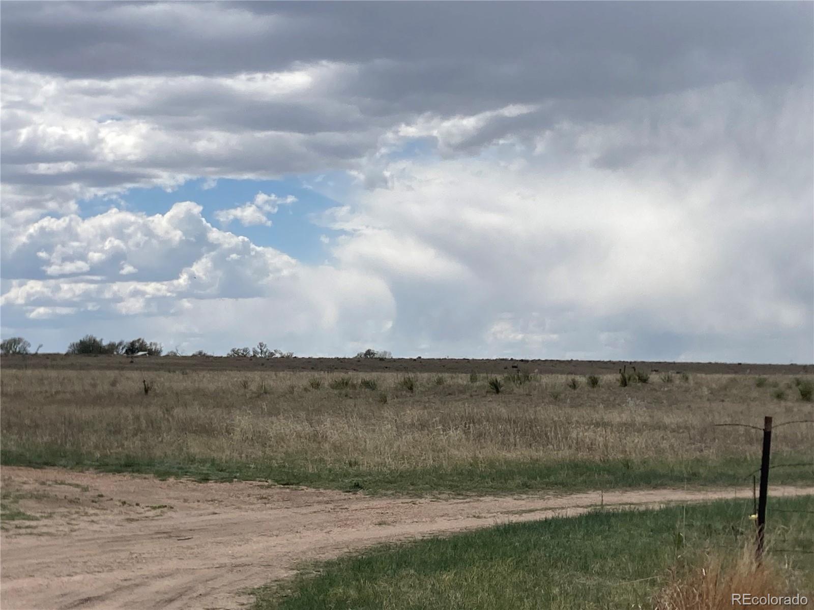 18124 Us Highway 385 Wray CO 80758