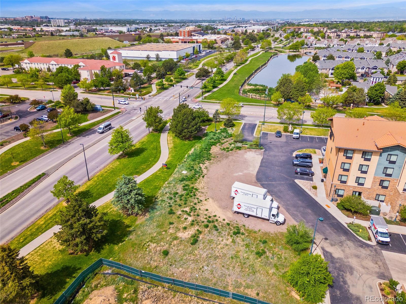 4050 N Kittredge Street Denver CO 80239