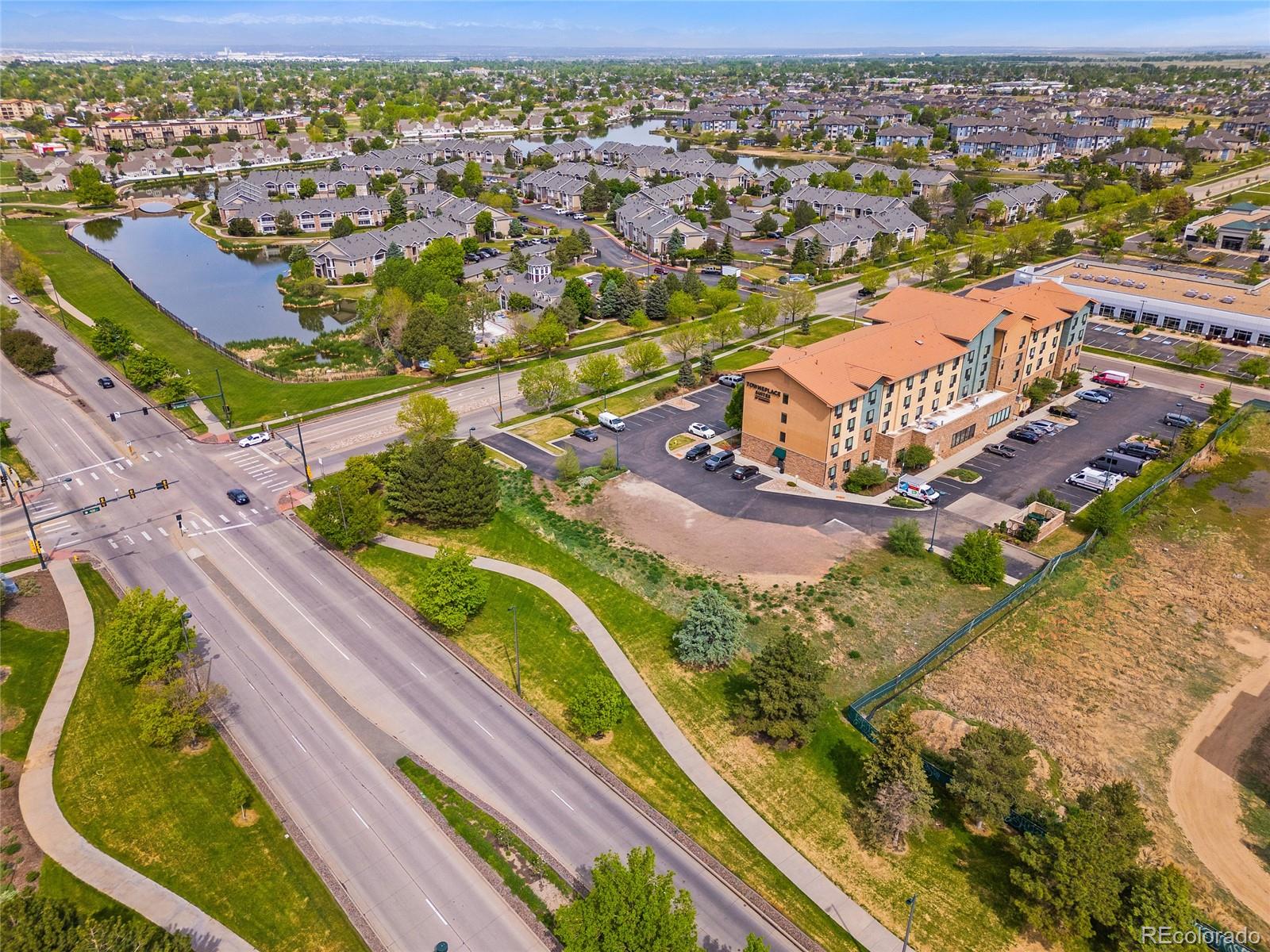 4050 N Kittredge Street Denver CO 80239