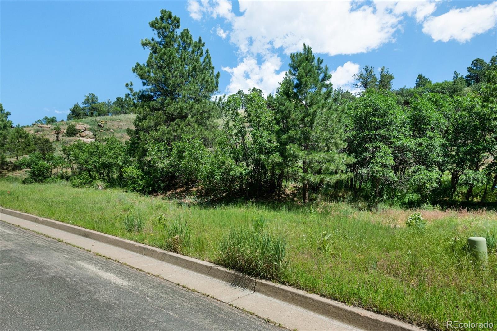 7137 Oak Valley Drive Colorado Springs CO 80919