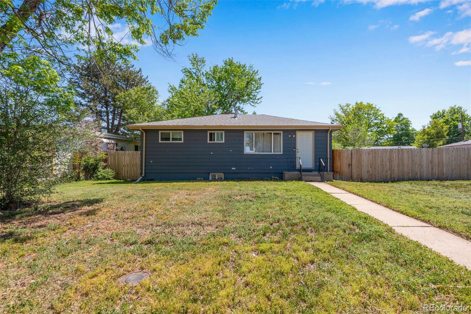 934 Linley Court Denver CO 80204