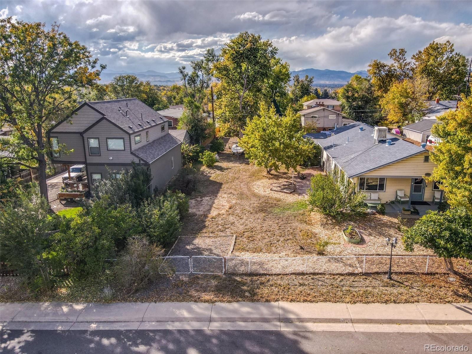 4877 Chase Street Denver CO 80212