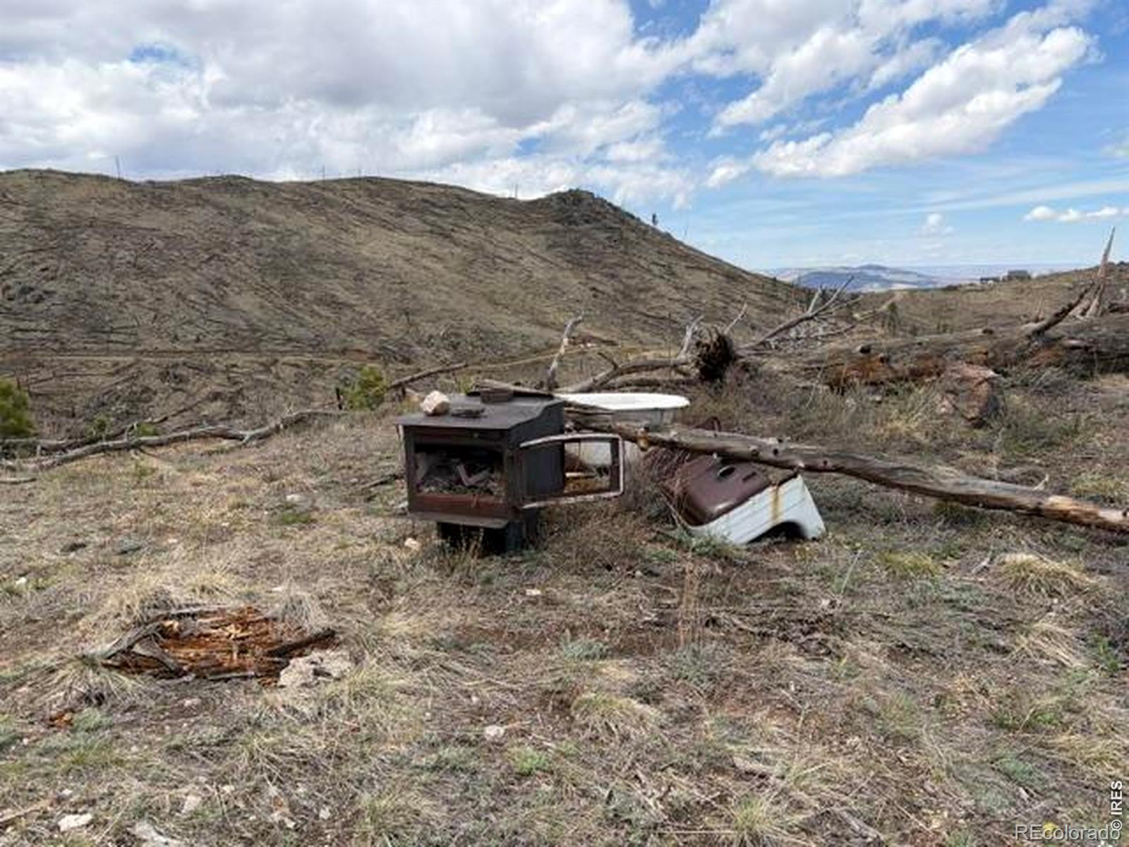 711 Saddle Ridge Road Bellvue CO 80512