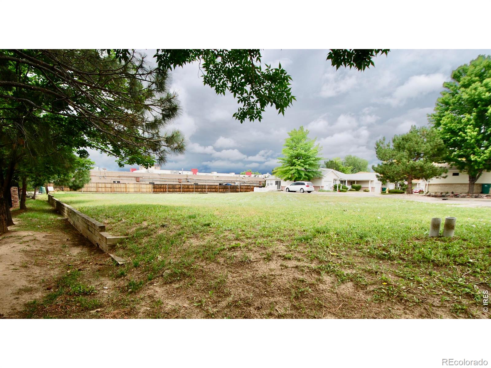 2225 S Iola Street Aurora CO 80014