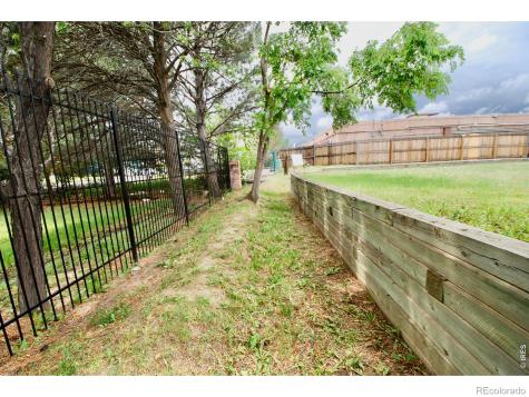 2225 S Iola Street Aurora CO 80014