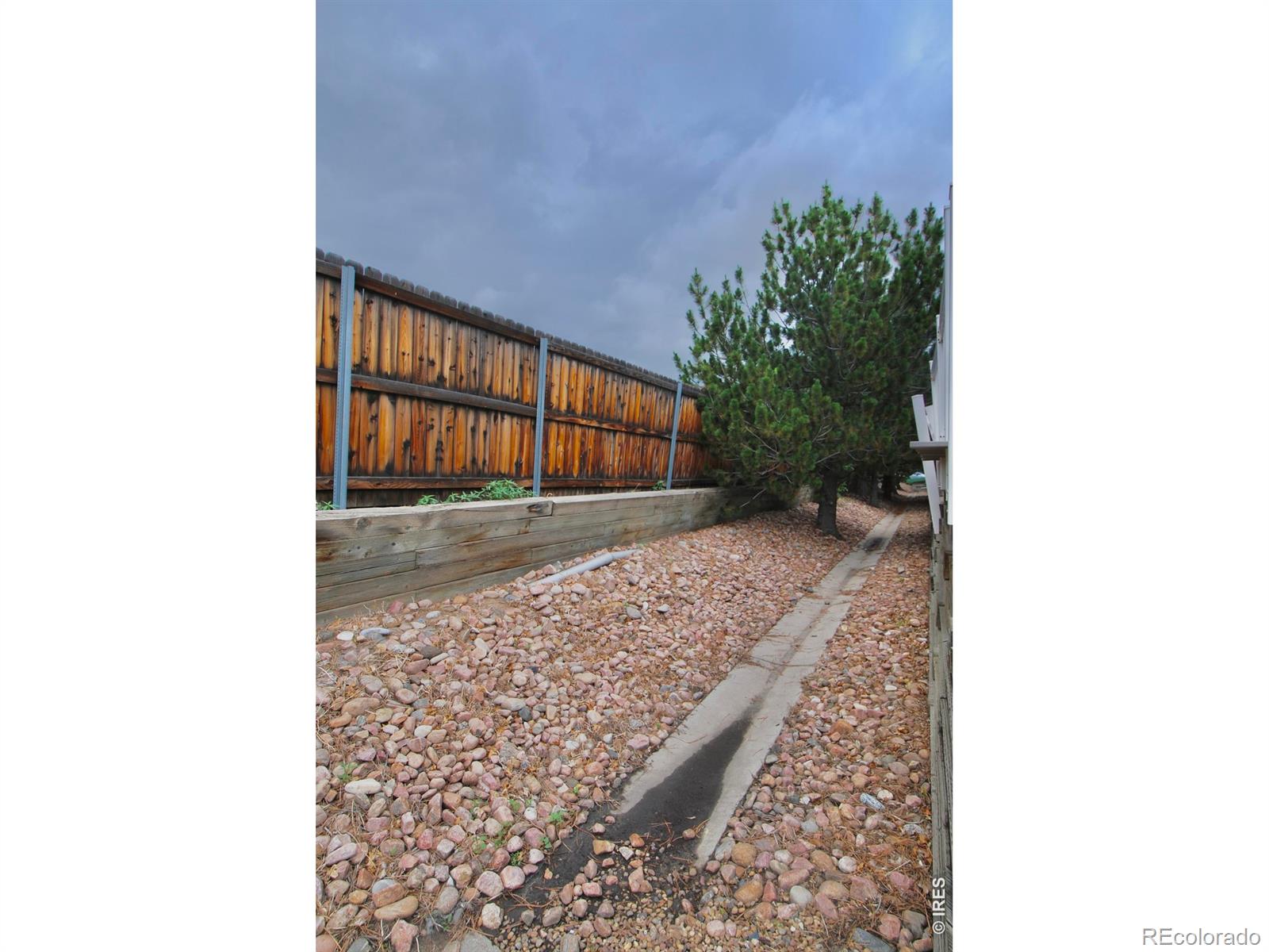 2225 S Iola Street Aurora CO 80014