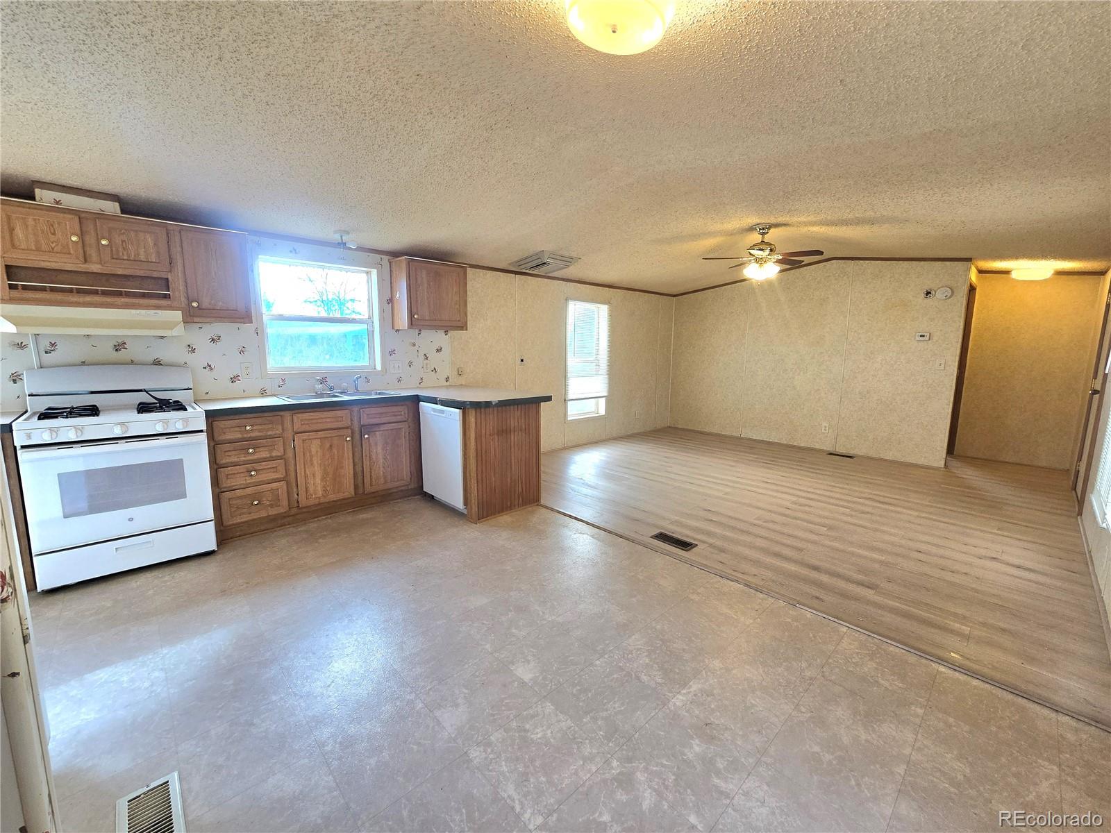 3600 E 88th Avenue Thornton CO 80229