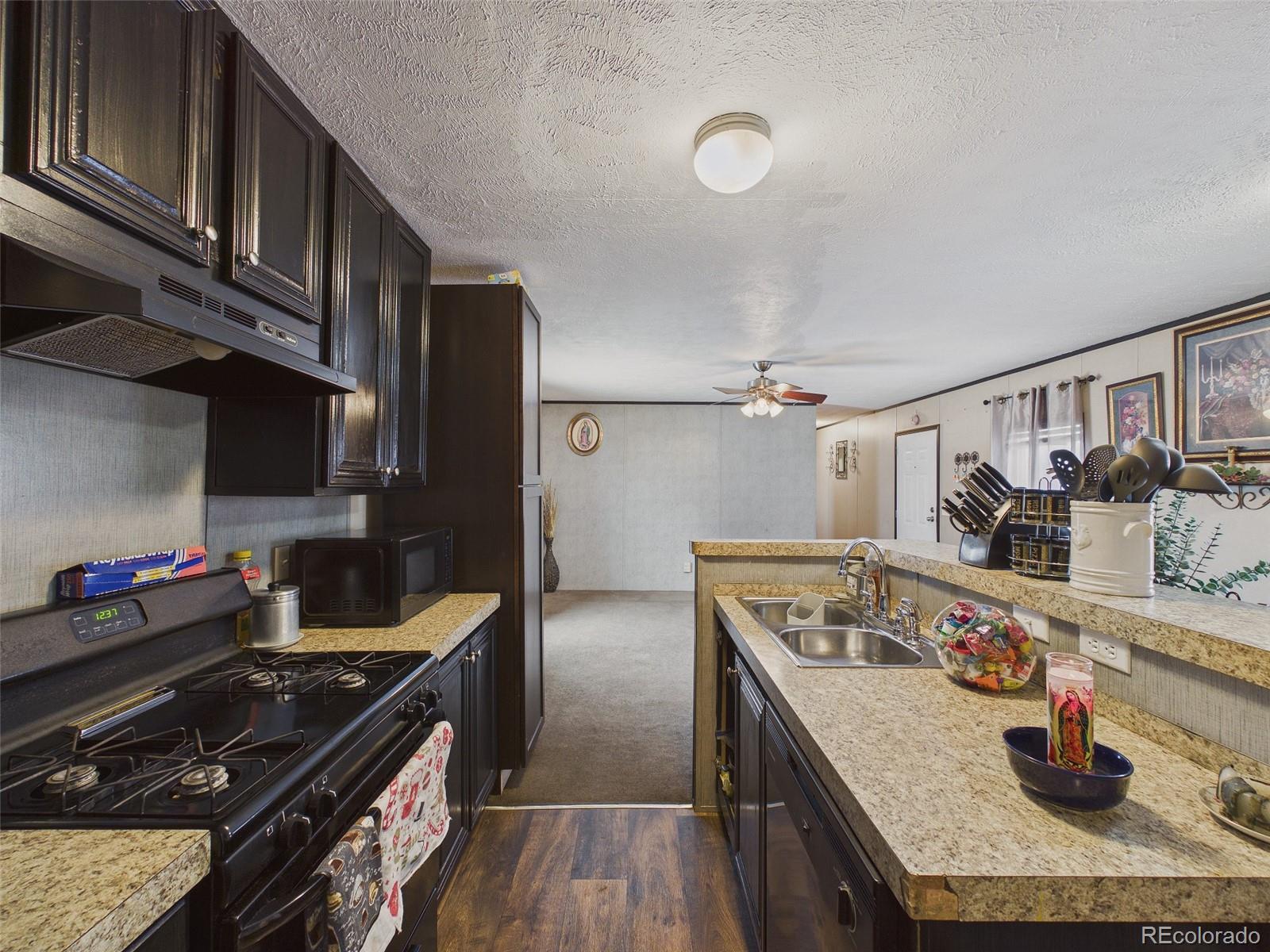 4211 E 100th Avenue Thornton CO 80229
