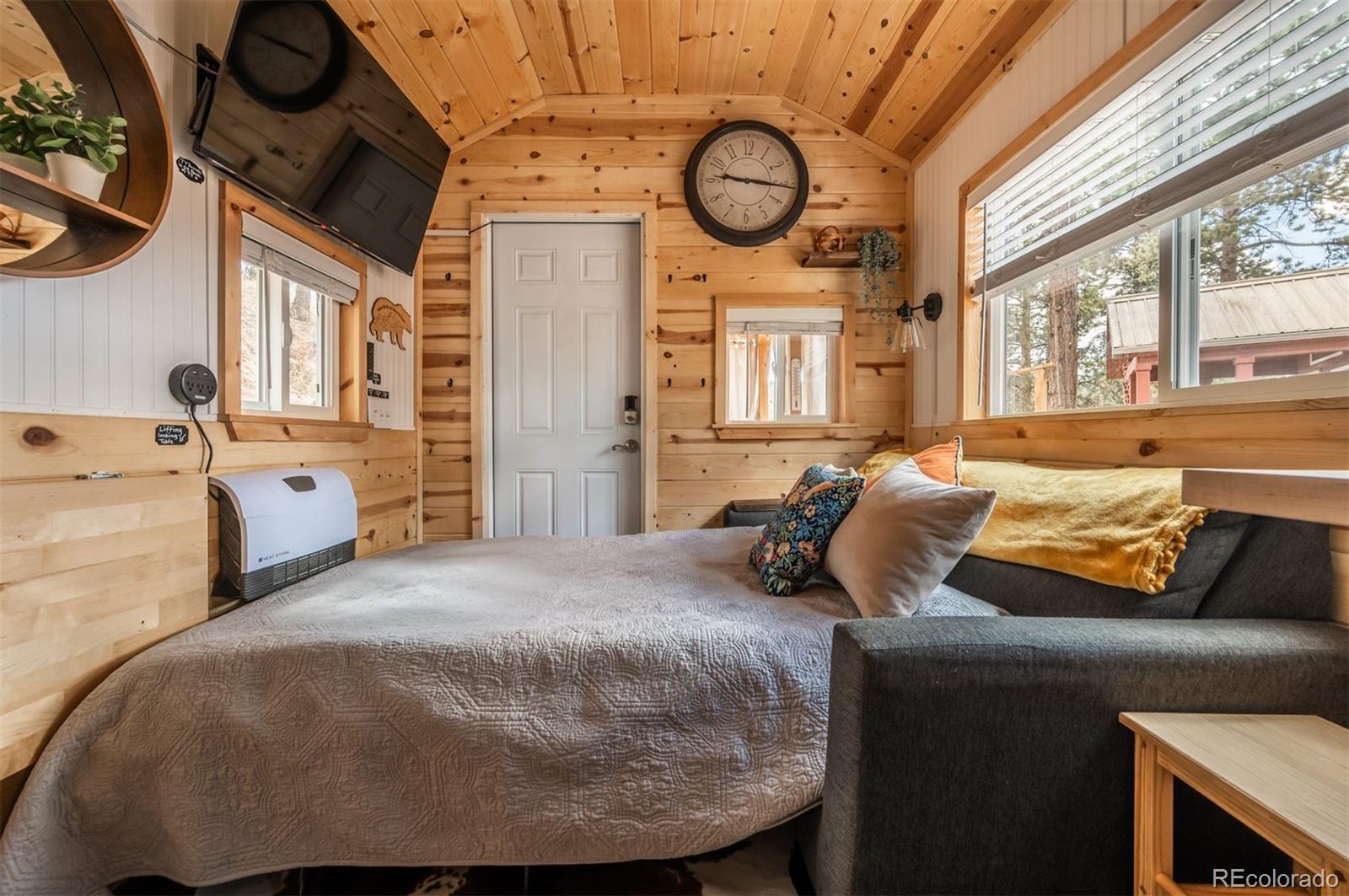 19253 E Highway 24 Woodland Park CO 80863