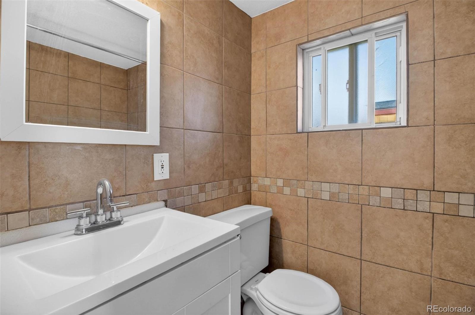4903 E 96th Place Denver CO 80229