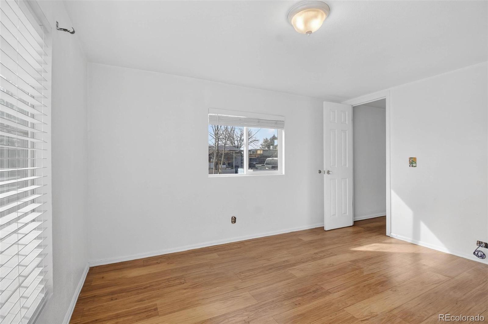 4903 E 96th Place Denver CO 80229