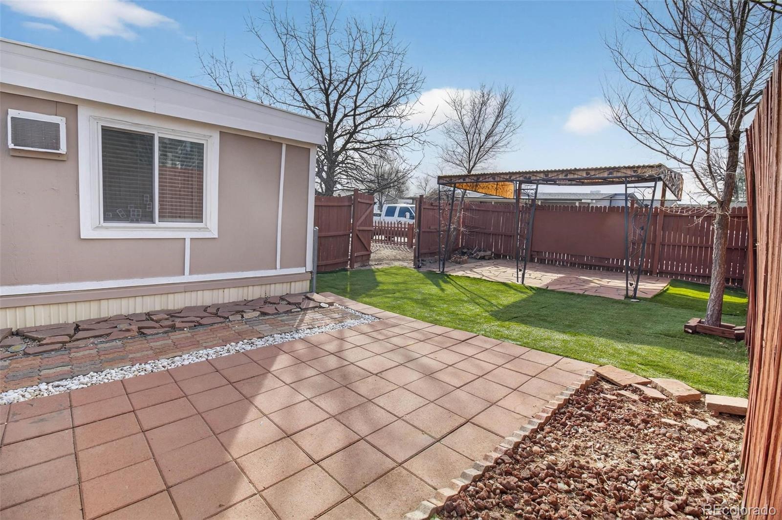 4903 E 96th Place Denver CO 80229