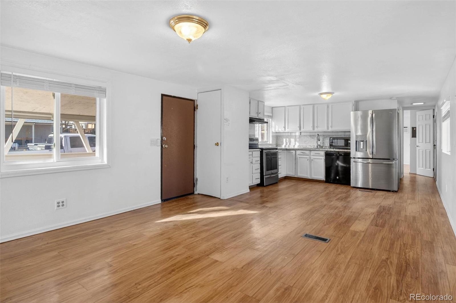 4903 E 96th Place Denver CO 80229