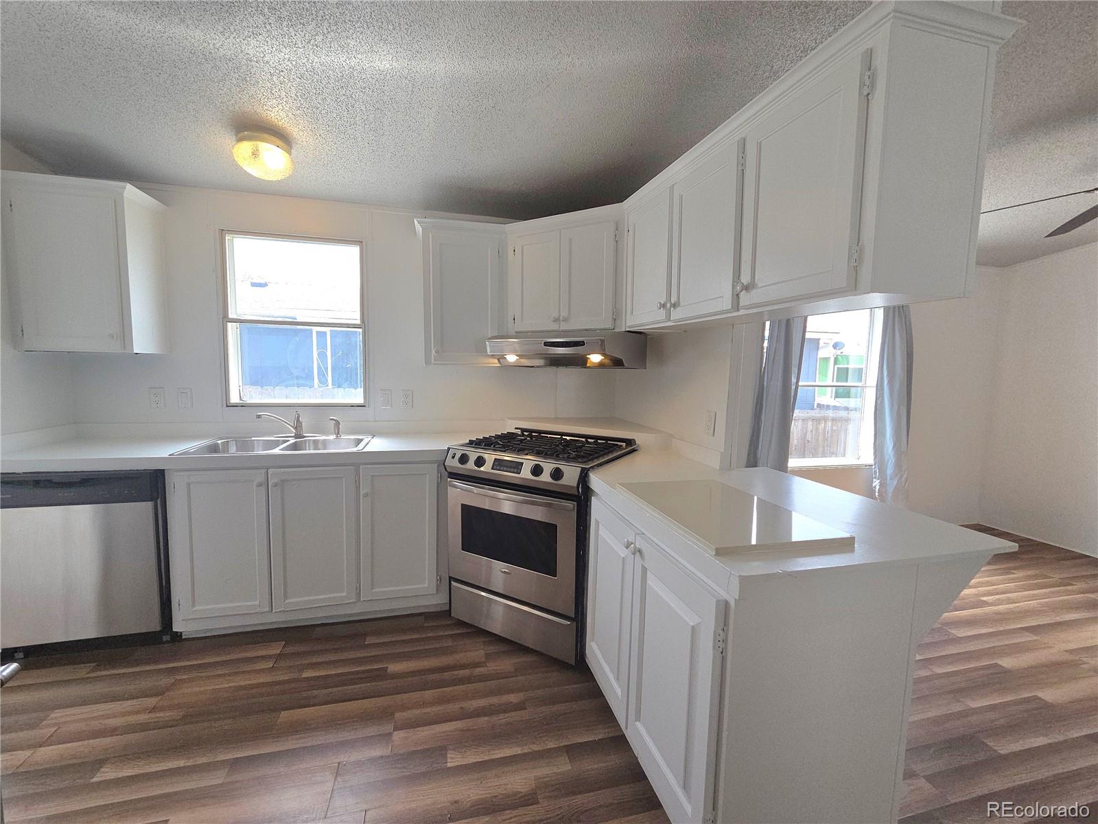 9710 Gull Street Denver CO 80260