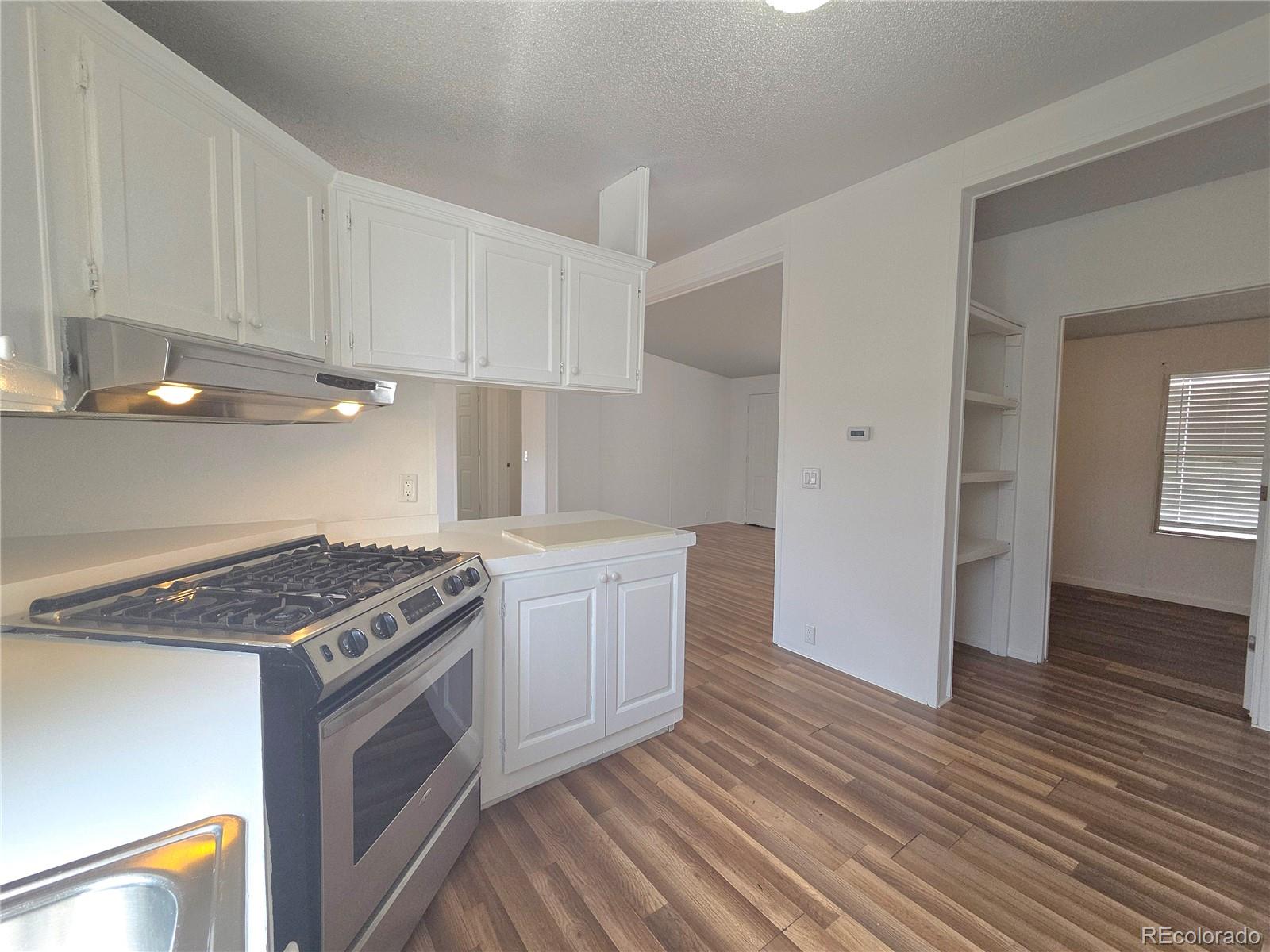 9710 Gull Street Denver CO 80260
